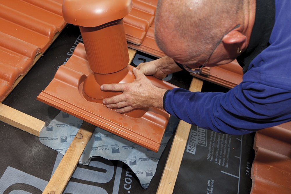 Lüfter mit Manschette auflegen