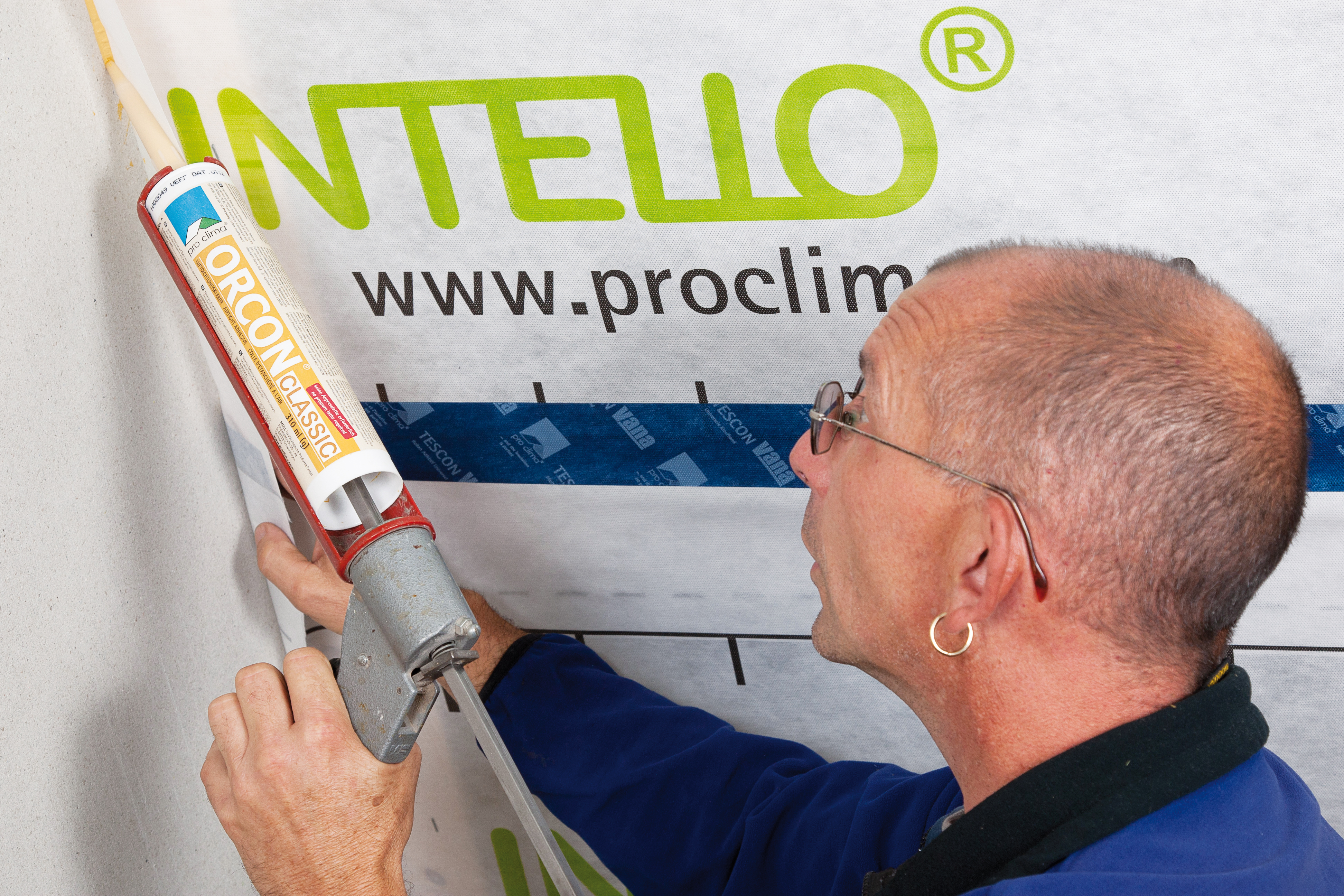 Anschluss an verputzte Giebelwand