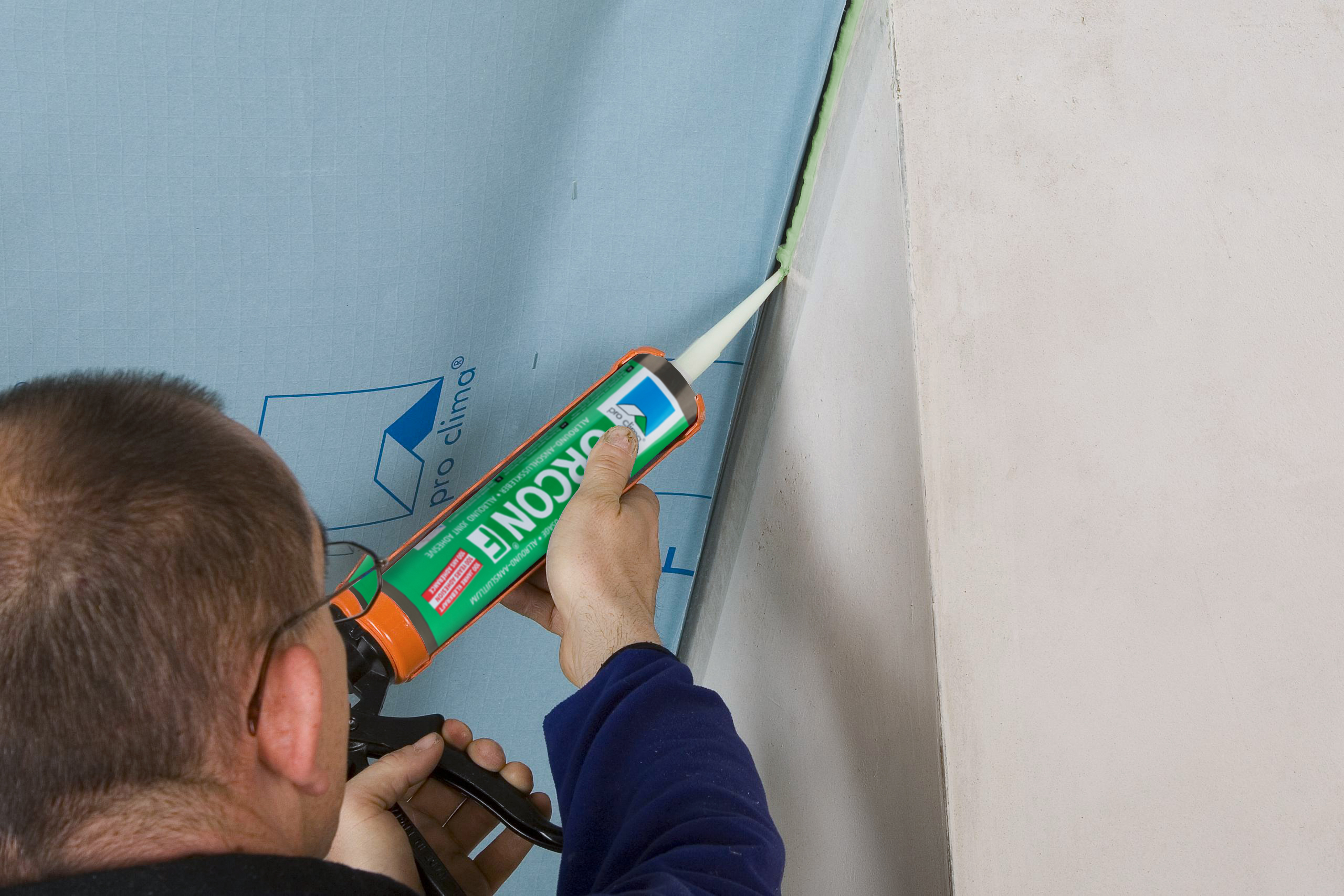 Anschluss verputzter Schornstein