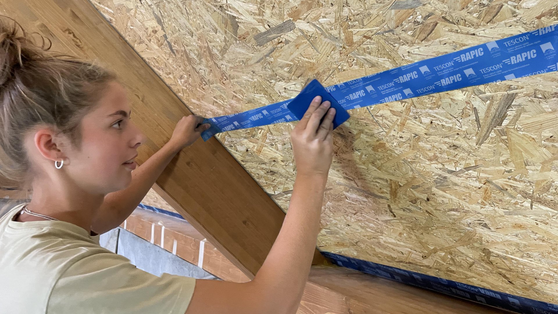 Vorschaubild der Version vom 10:01, 4. Apr. 2023