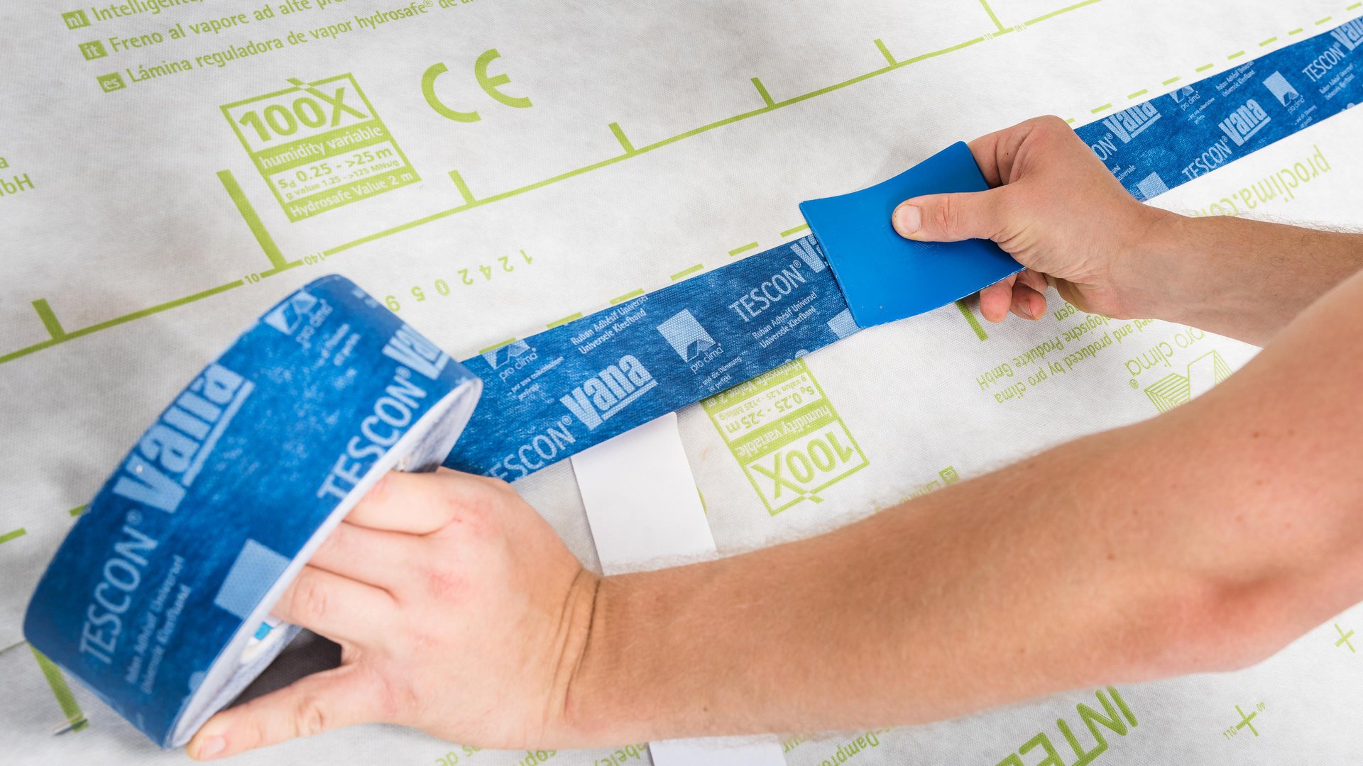 Verklebung der Bahnenüberlappung